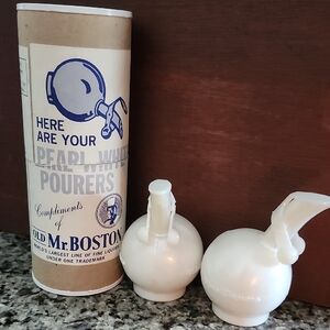 MCM Mr. Boston Pearl White Liquor Pour Spouts Set Vintage